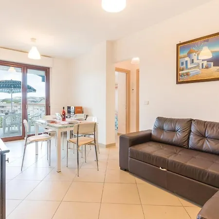 Via Capri Apartment *